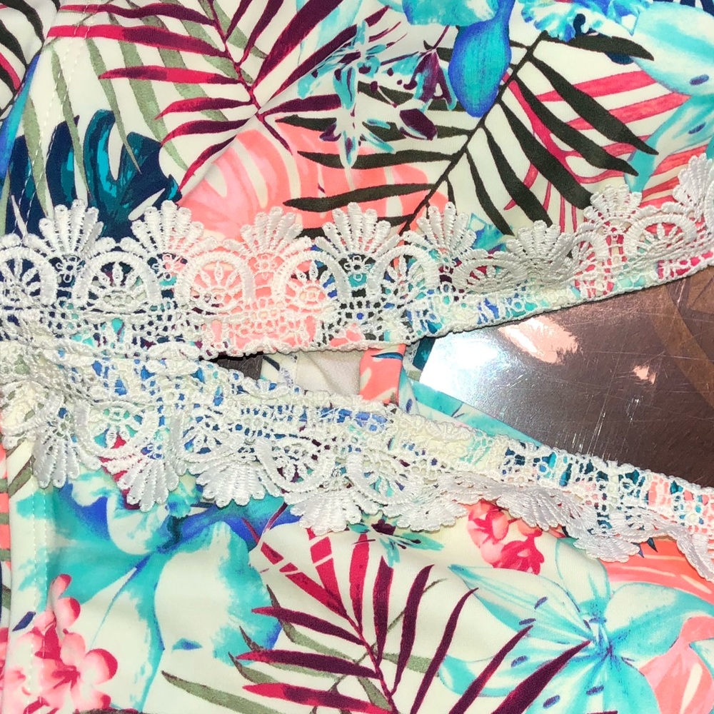 👙🌞New Tropical 🏝Print 1pc Swim 🏊♀️Suit - Picture 8 of 8